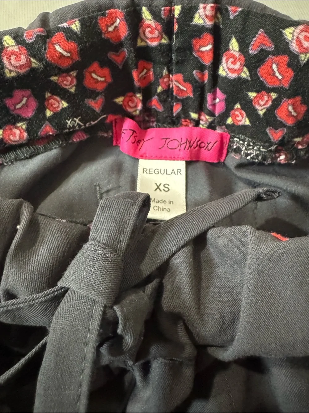 Betsey Johnson scrub pants with iconic BJ logo heart button -  Size: XS regular